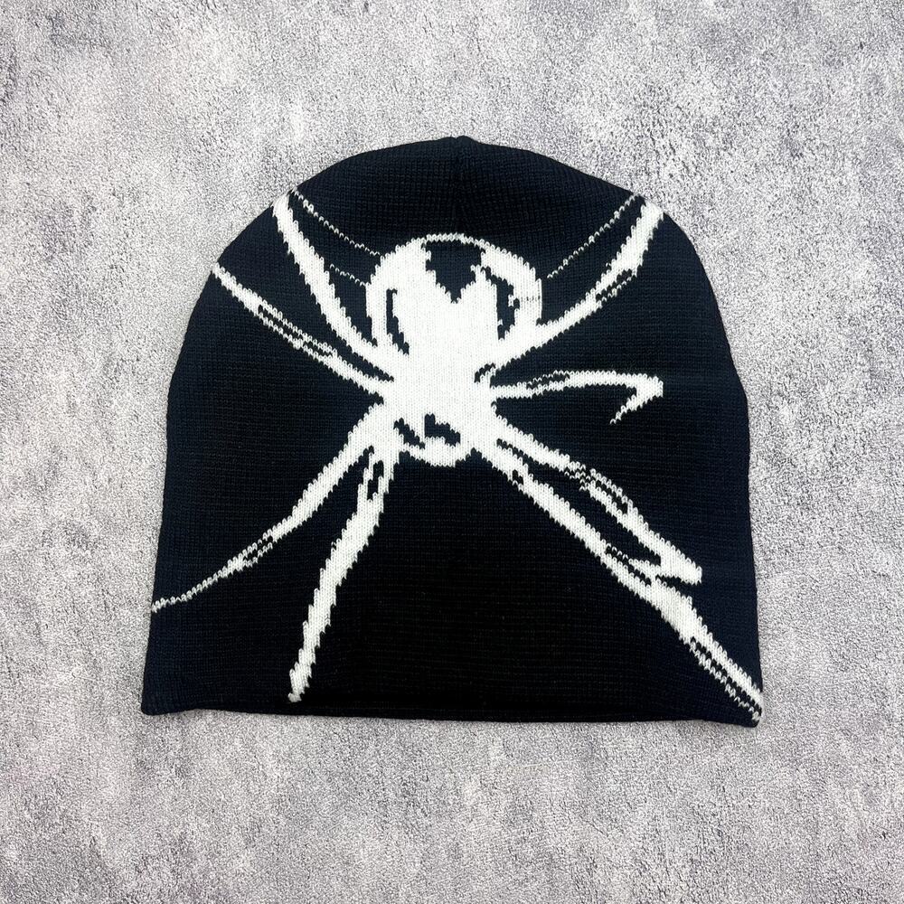2000s grunge gothic punk black and white beanie